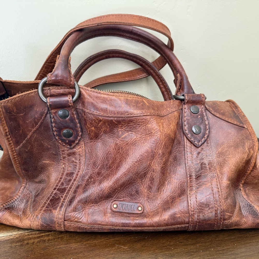 Frye Distressed Leather Satchel Tote | Cognac Brown | Slouchy Vintage Style